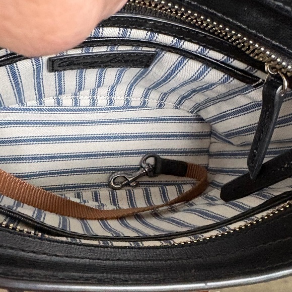 🖤🖤DOONEY & BOURKE SMALL SAFFIANO LEATHER BLACK CROSSBODY BAG!🖤🖤 - Picture 8 of 8